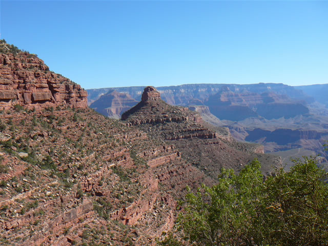 images/B- Mule Ride, riding down in to Grand Canyon (4).jpg